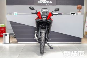 国产首台前后电子减震ADV！2026款无极DS625X，把以前进口大贸的配置打