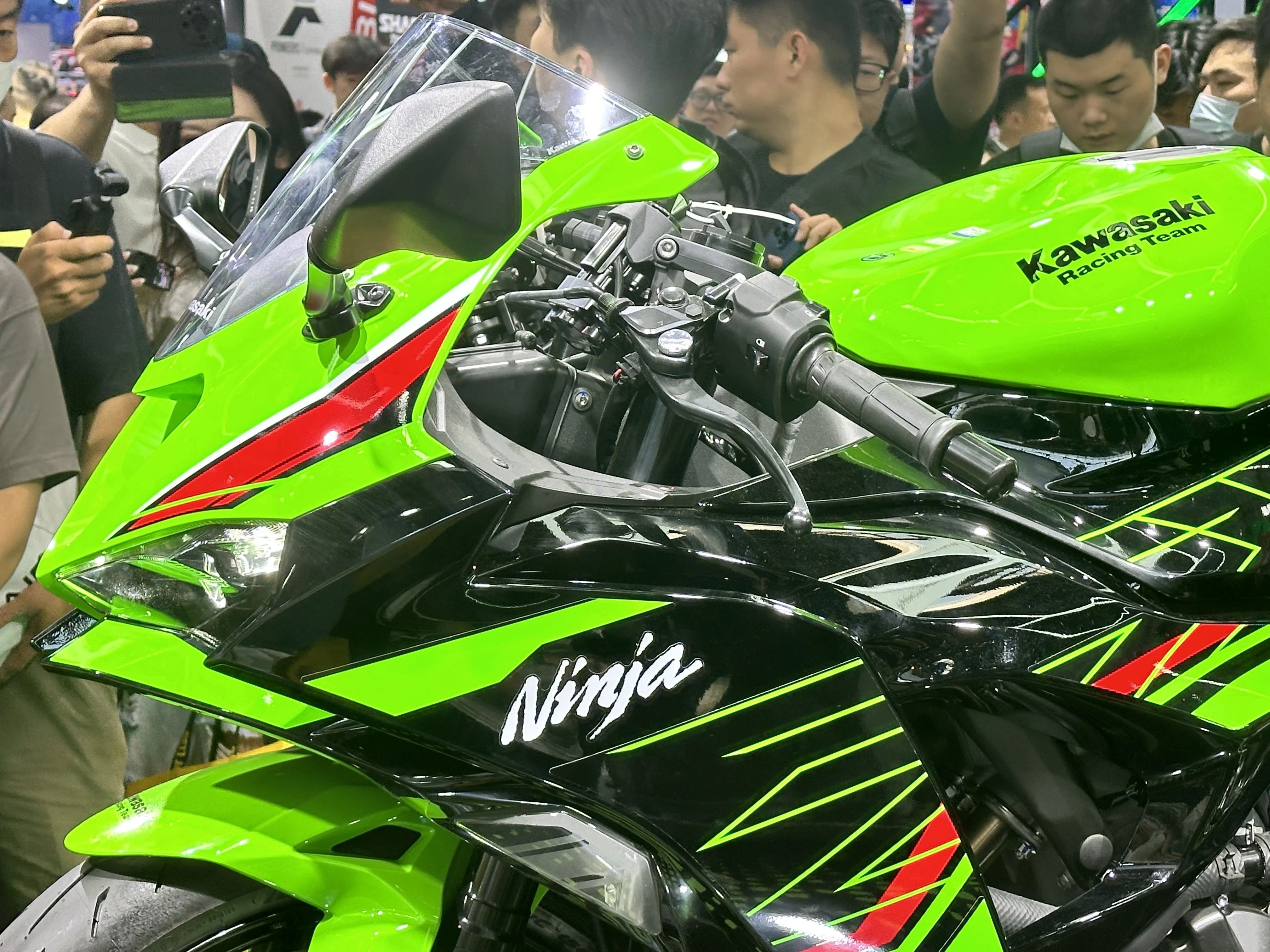 109800元，2024款川崎Ninja ZX-6R国内难逢敌手！,摩托范