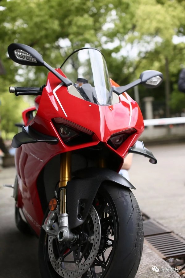 杜卡迪panigalev4r国内实车静态测评