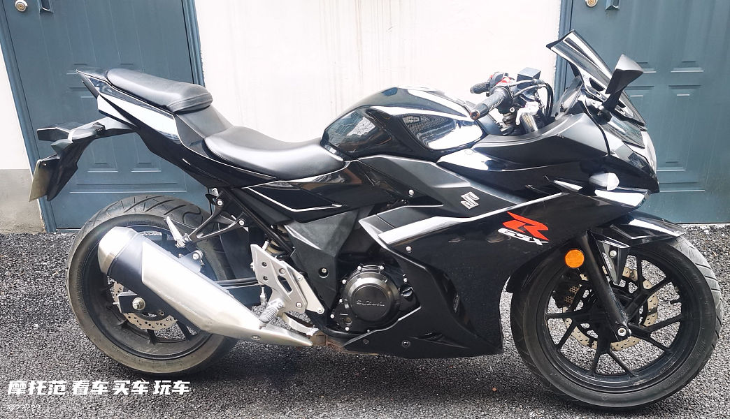 豪爵铃木gsx250r