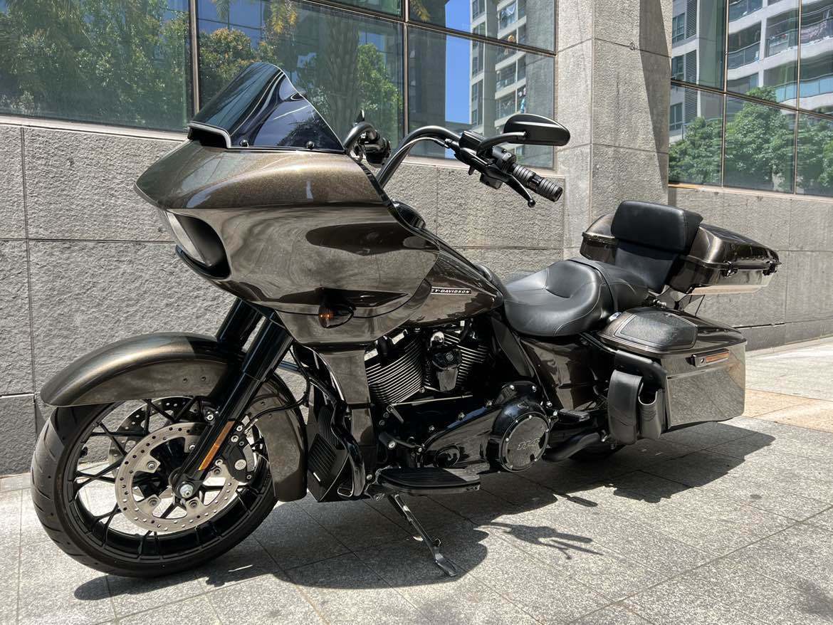 二手摩托车哈雷戴维森 公路滑翔 road glide