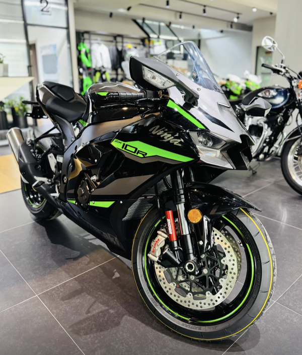 摩友注意！川崎ZX-10R直降7万，宝马水鸟1300GS也大幅降价！