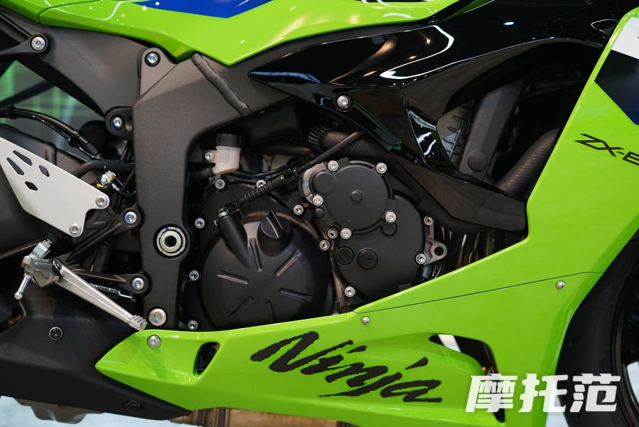 新手勿近！川崎ZX-6R，四缸猛兽，无缘新手？