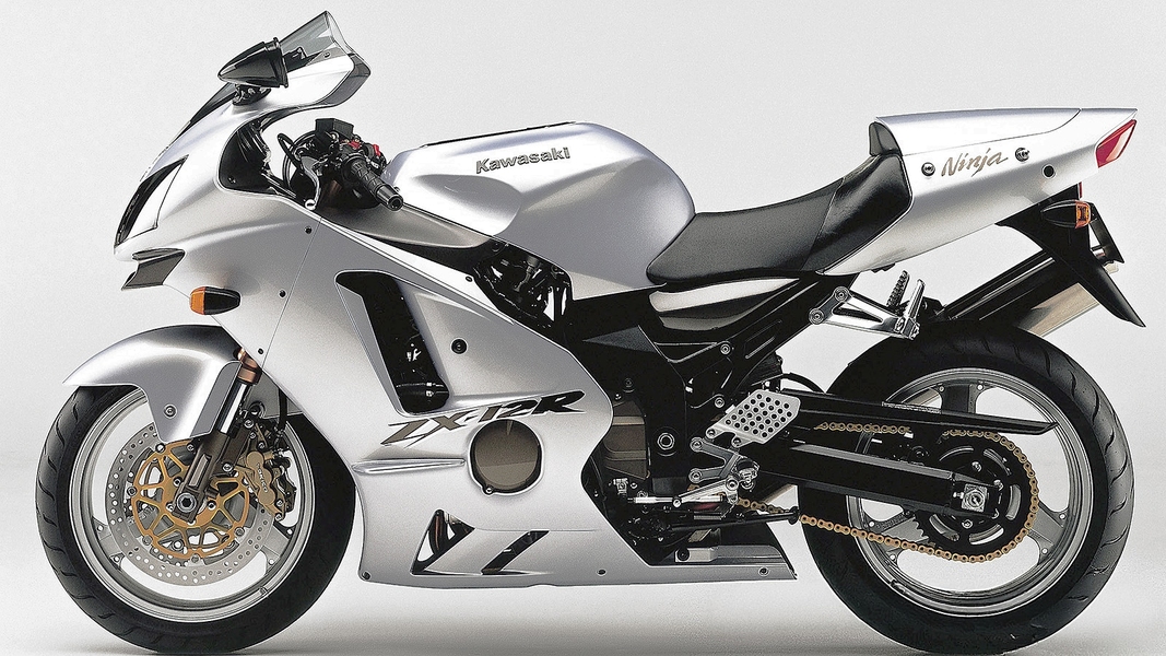 ZX-12R：那台比MotoGP早诞生二十年的速度偏执狂，终究败给了君子协议