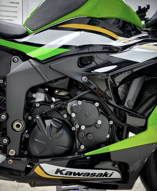 降价封神！新版ZX-6R强势升级，同级再无对手