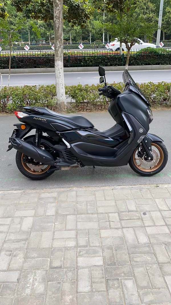 为了生活我加了夏德39尾箱