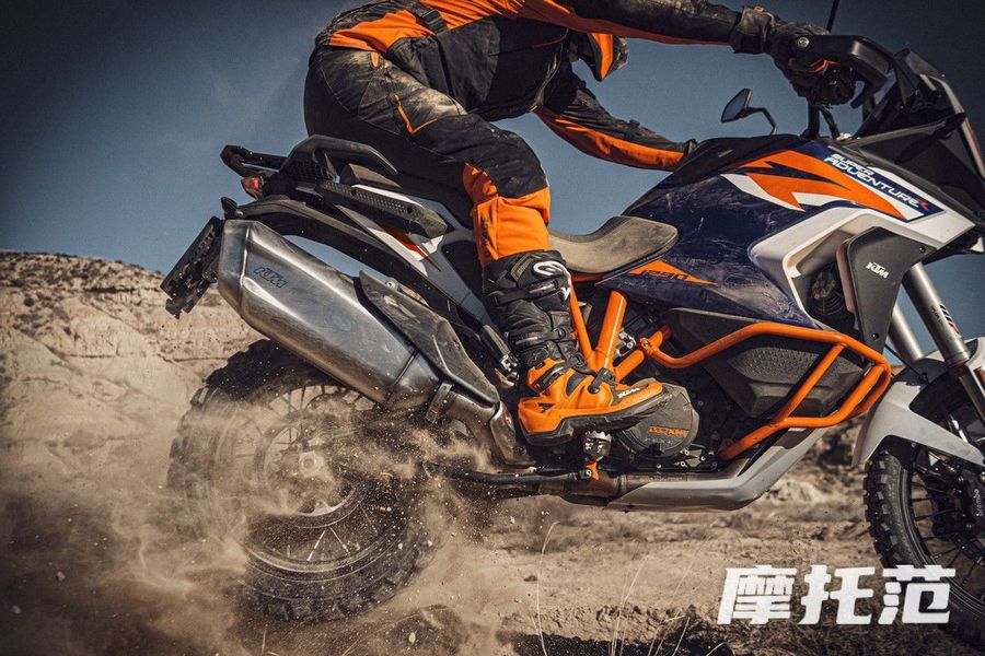宝马1250ADV〕水鸟遇上大野驴〔KTM1290ADV〕 那个适合你