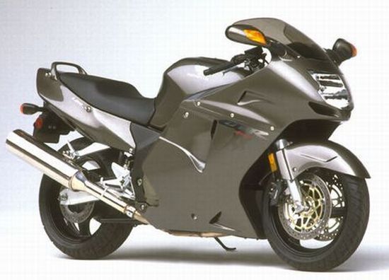最速机车排行榜top7一代神车 "黑鸟"本田cbr1100xx 极速 320km/h