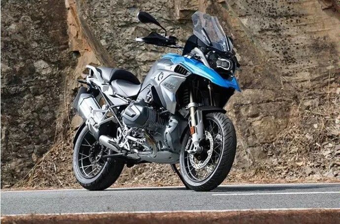 降价潮再度升级！宝马水鸟1250GS最高降幅6万左右，趁此机会赶紧入手吧。