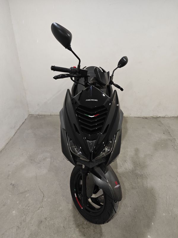 第一辆虫子金城草蜢150