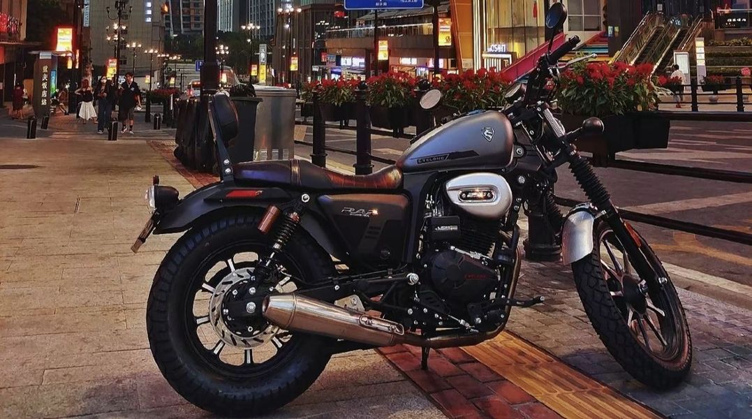 万元级入门级复古巡航赛克龙ra2