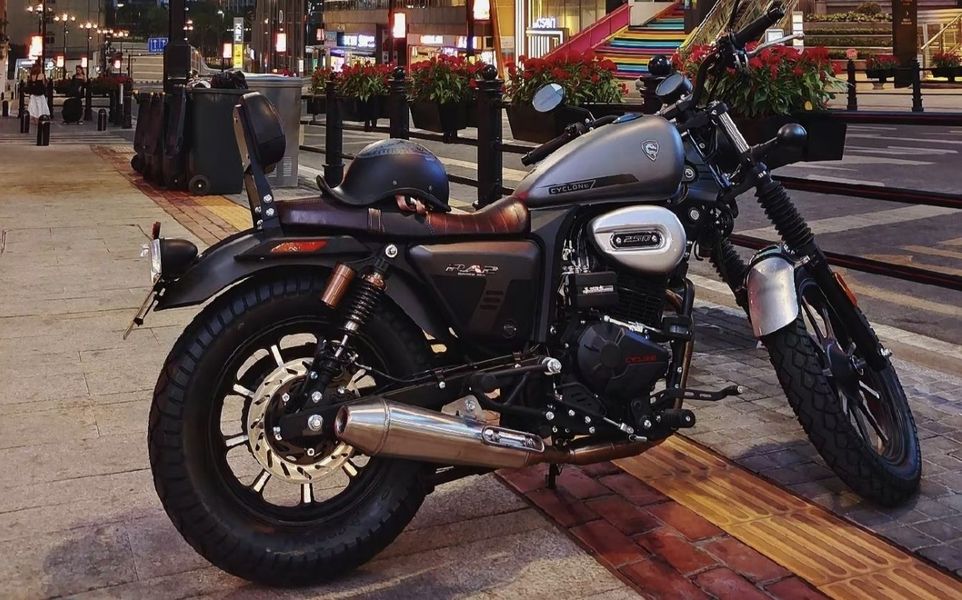 万元级入门级复古巡航赛克龙ra2