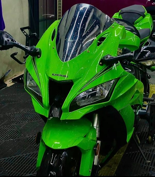 彷徨引力 复合碳纤维满配快充- 前行者Z7 Ultimate电竞鼠标_哔哩哔哩_bilibili