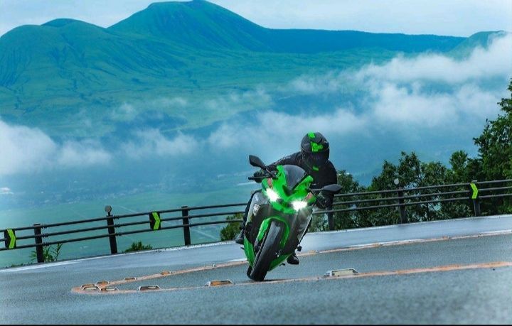 馬主 安踏】安踏多面城市训练系列男子羽绒马甲152347905-搜品之家