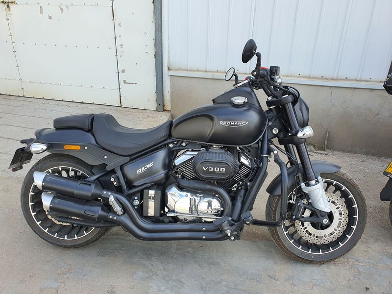 雷克重机!每一个男人都有一个机车梦,这个夏天注定与自由和风同行.