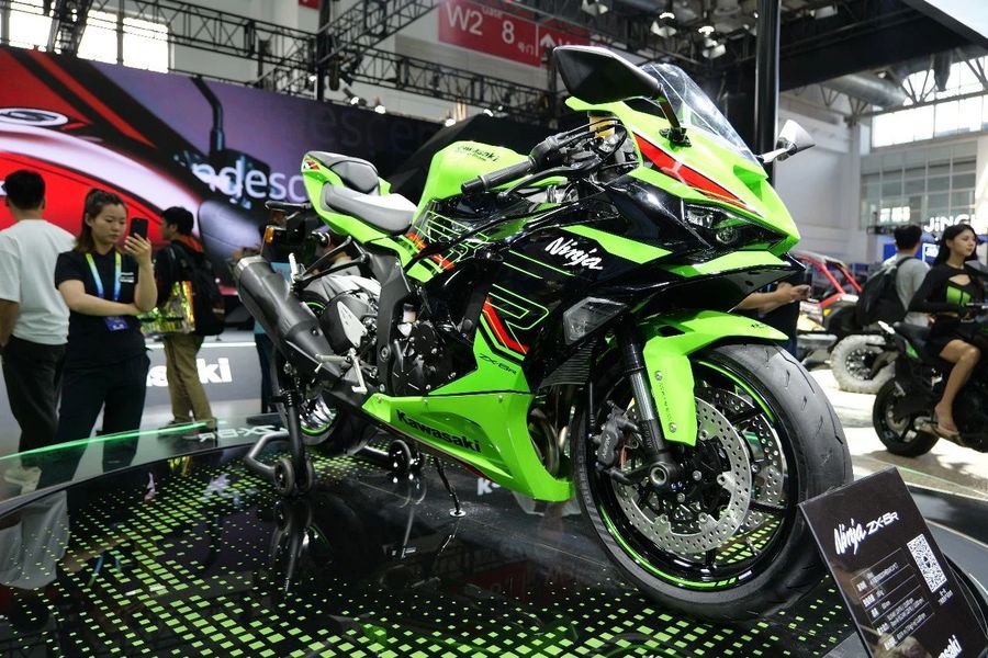 北京摩展】10.98万元！川崎放大招，Ninja ZX-6R登场！