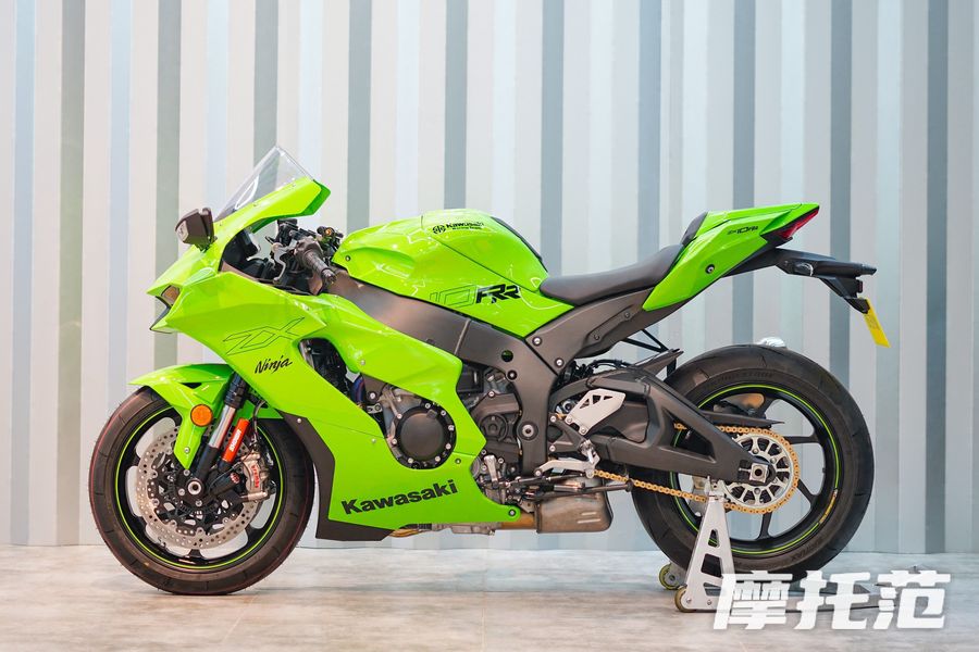 高性能车的恩怨情仇：川崎大牛Ninja ZX-10R 能否把宝马S 1000RR