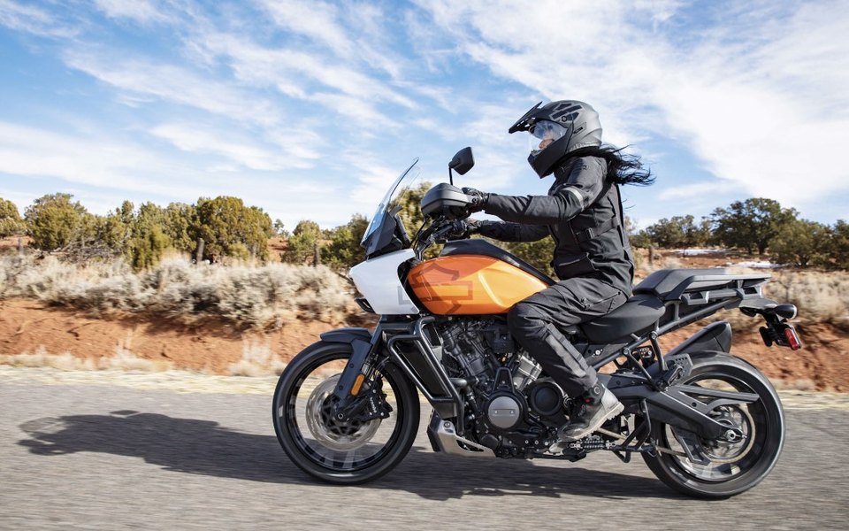 3万,低至8.5万,哈雷泛美1250adv带你圆梦公升级豪华车!