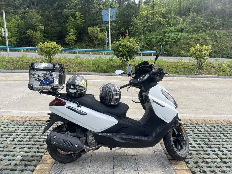 想买比亚乔x7?3 万公里经验告诉你能接受这8个缺点闭眼入!