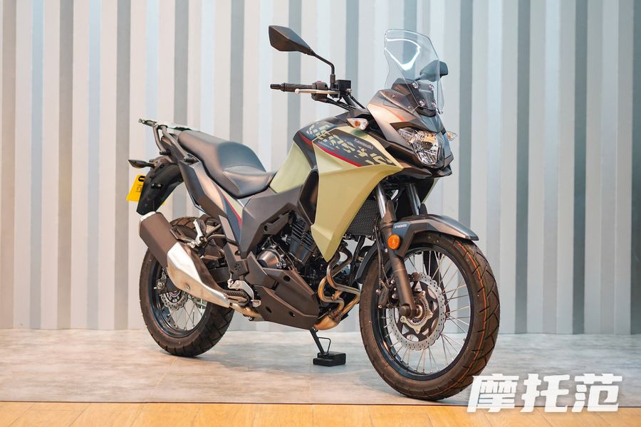 川崎 versys-x 300 拉力车.