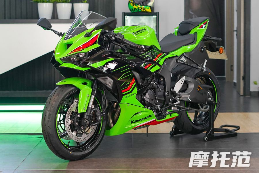 川上 京成バス 5281 2KG-LV290N4 千葉営業所の最新車。いつの間にか