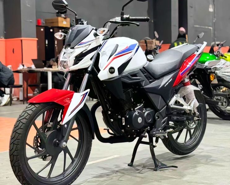 续航力惊人!新大洲本田cbf150r,一箱油跑600公里,仅售10448元!