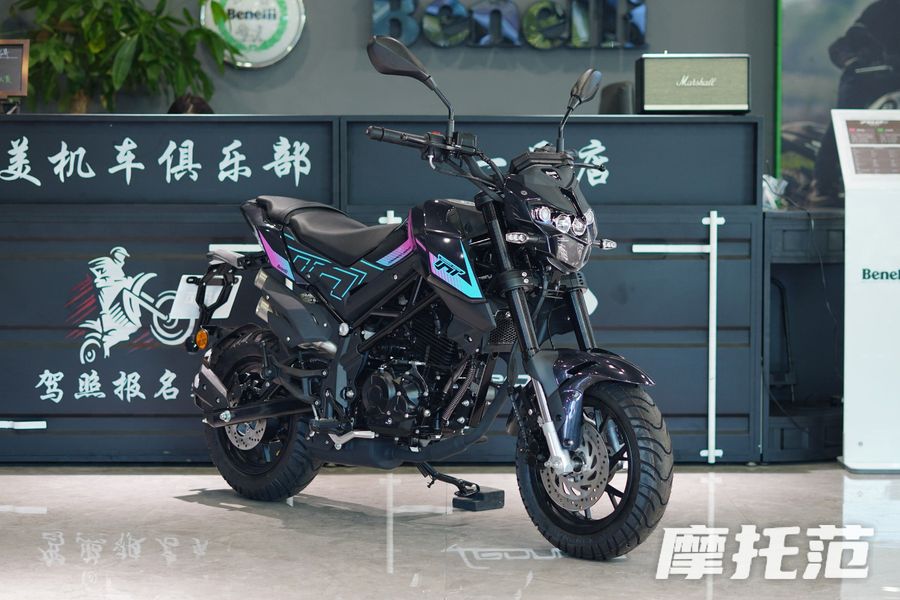 蛮适合女生骑的一款初级mini街车