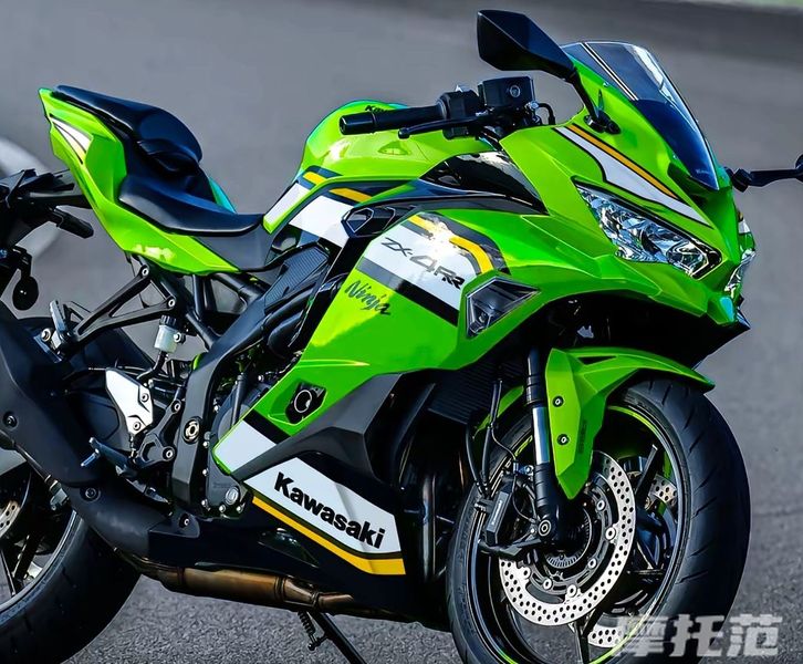 川崎价格血崩！国产摩托天塌了！最高直降6万，ZX-4R仅售5.98万！