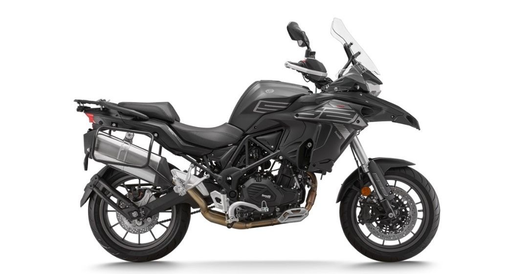 这是金鹏502x不断优化升级后的产品,也是国产摩托车中在长途摩旅过程