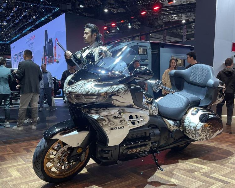 S2000gl 男人快乐三件套:坦克灵魂长城炮!66.88万长城灵魂S2000GL亮相!,摩托范