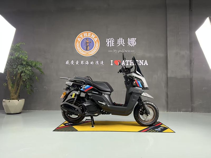 售价9980元，标配ABS+TCS系统，雅典娜ADV150SR正式上市！,摩托范
