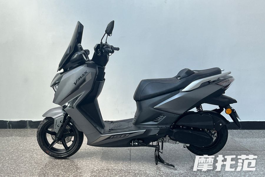 售价7380元，标配前后碟刹+ABS系统，2025款嘉鹏 S7 林芝上市!,摩托范