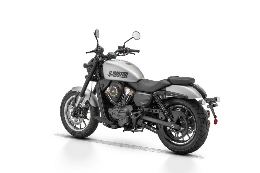 2026款QJMOTOR闪300 AMT，带你领略入门级巡航全新体验,摩托范