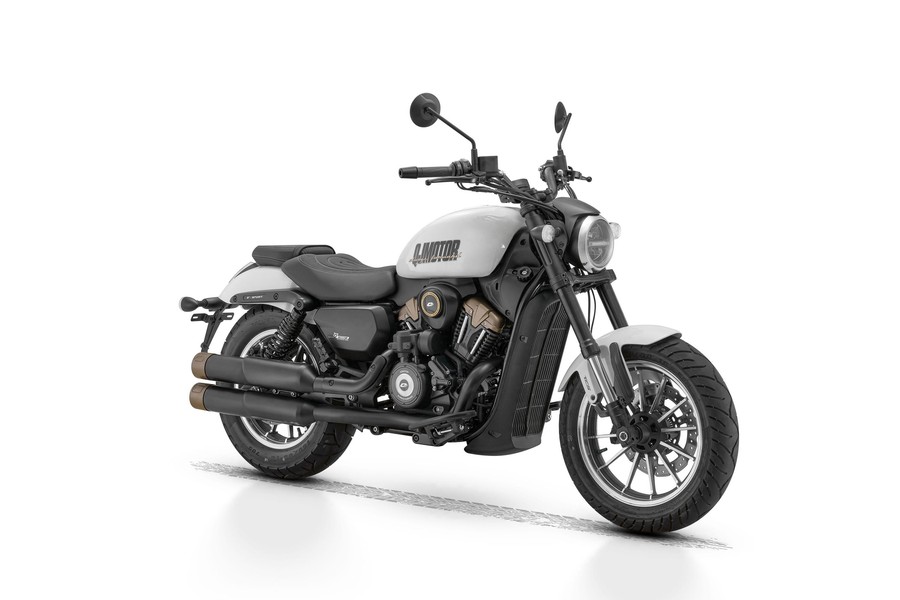 2026款QJMOTOR闪300 AMT，带你领略入门级巡航全新体验,摩托范