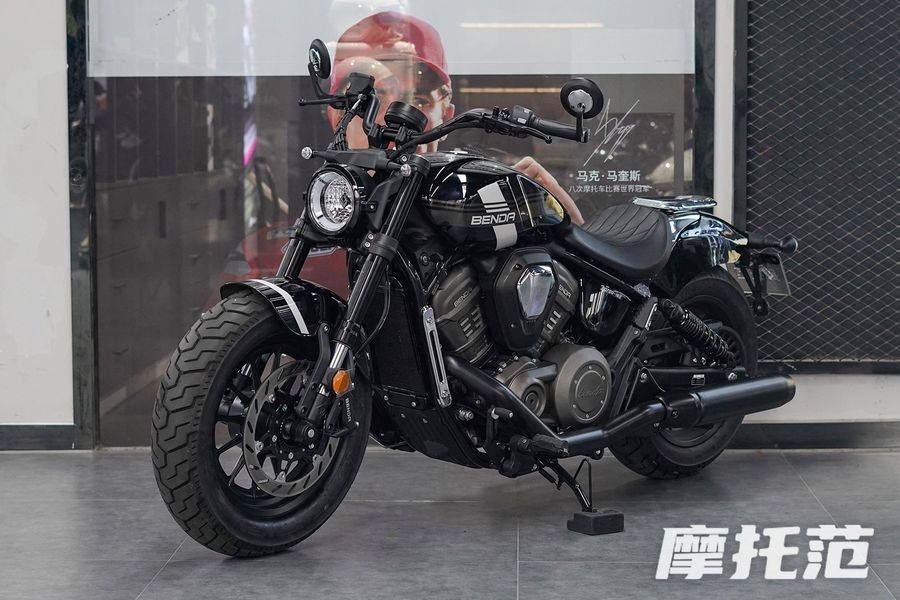 3万内巡航二选一：灰石707好还是闪600好呢，摩友别纠结！,摩托范