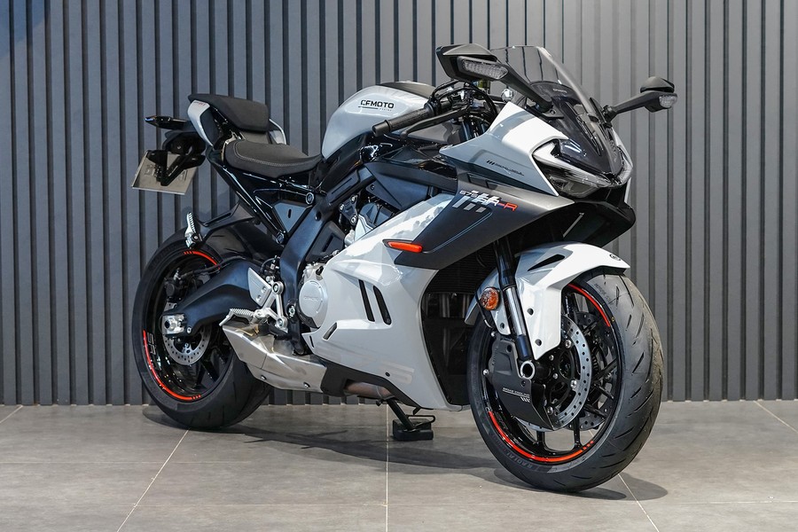 骑过675SR-R陨石灰后，我终于理解什么叫