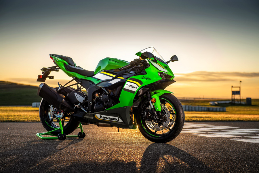 川崎发布2025款Ninja ZX-6R四缸跑车，来看看有那些变化吧,摩托范