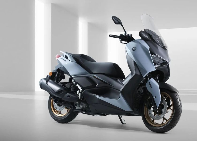 2025年3月10日,雅马哈汽车销售宣布了2025年250cc踏板车" xmax"的型号