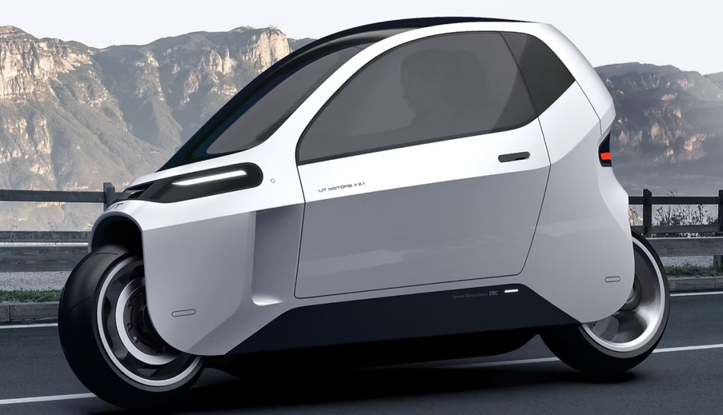 带陀螺仪的不倒翁两轮车lit motors c