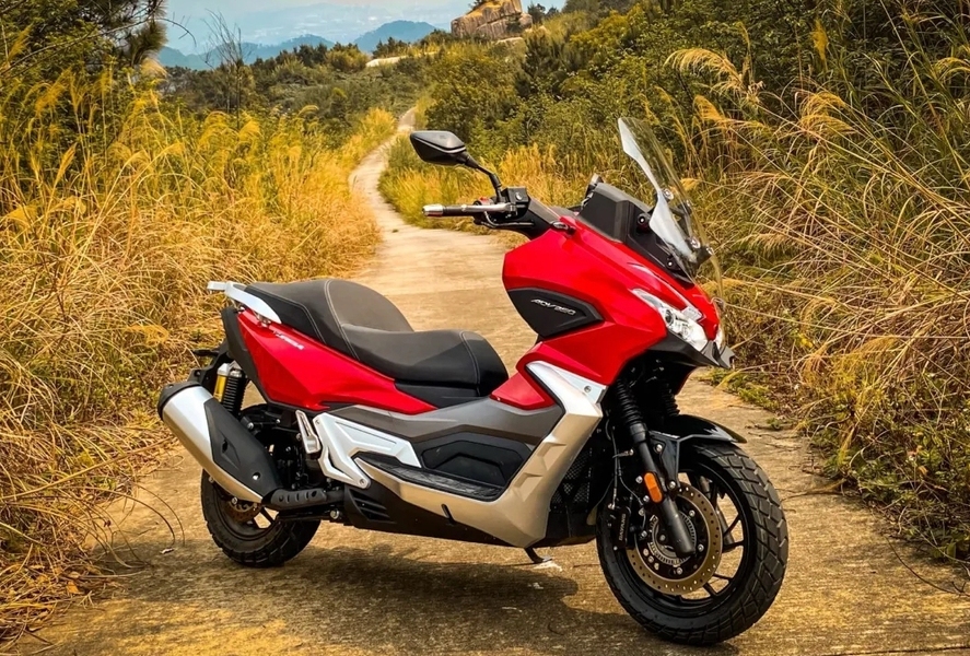 油箱174升大阳adv新车亮相配置出众售价不到3万元