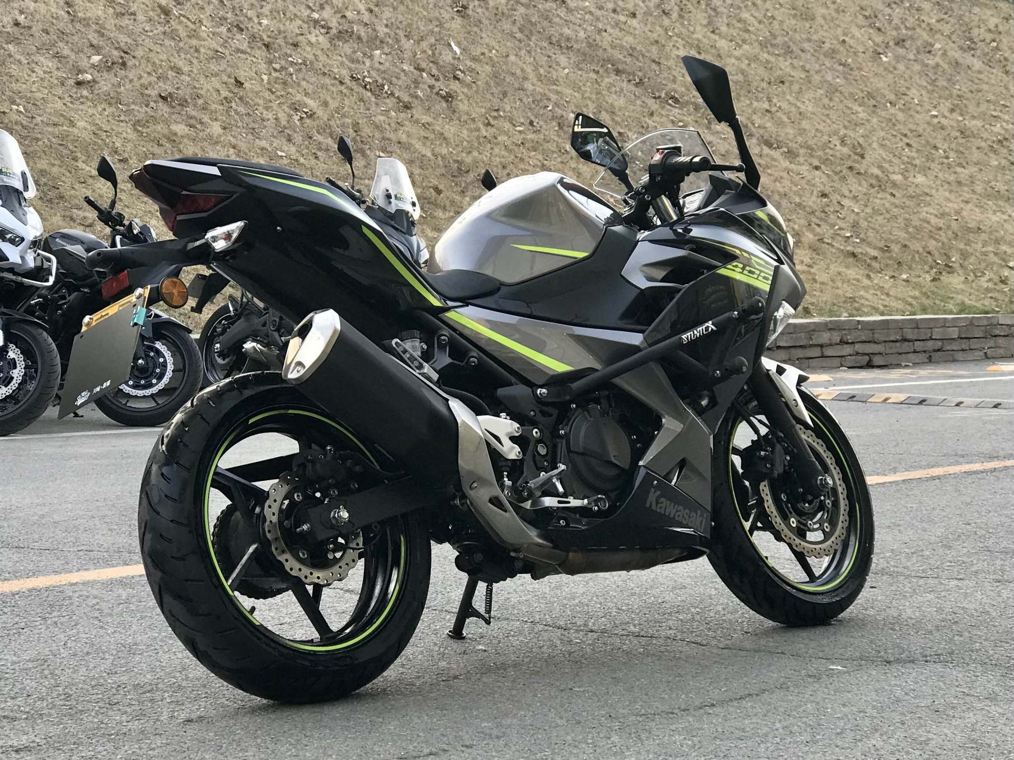 二手摩托车川崎 ninja 400