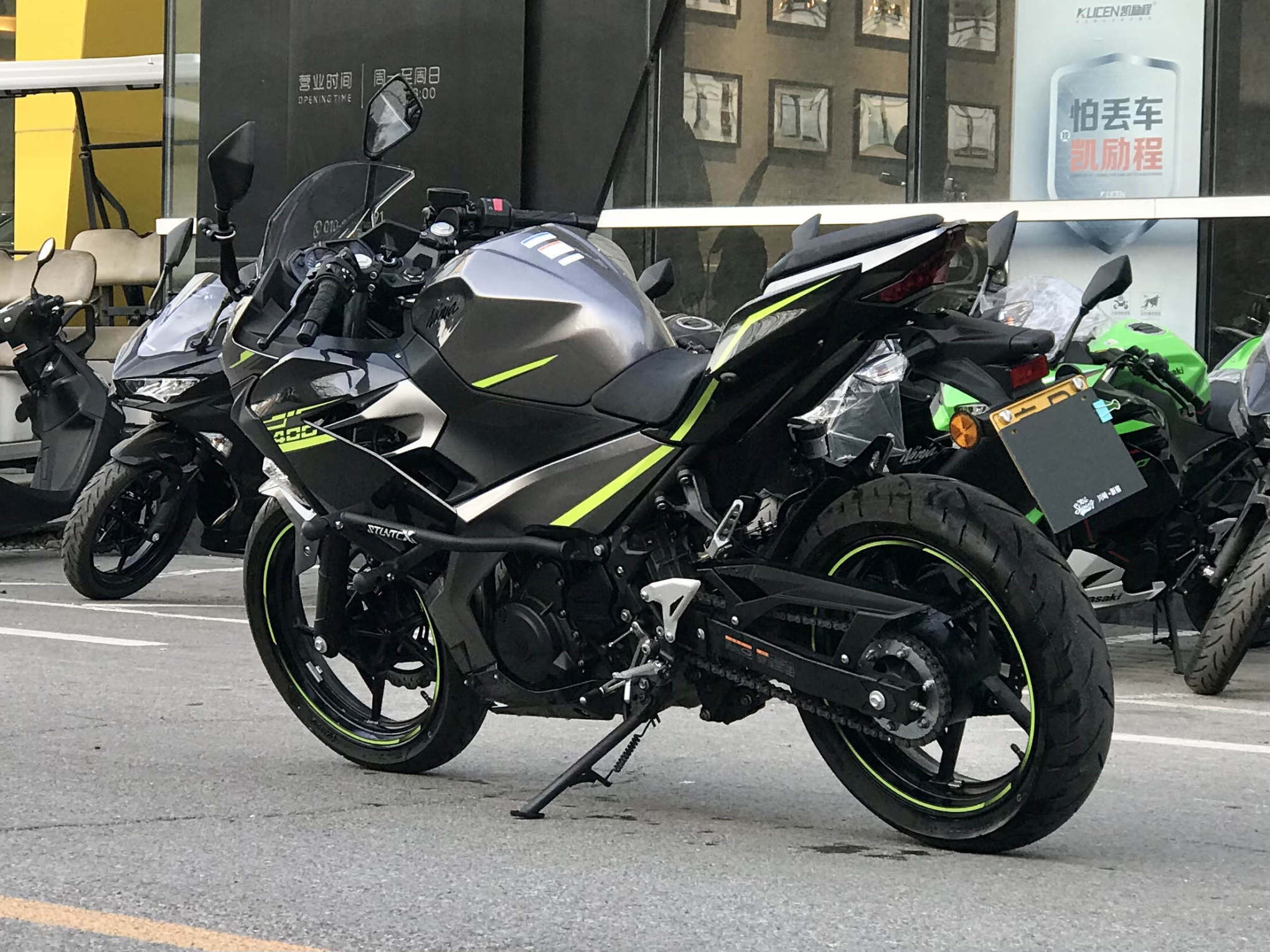 二手摩托車川崎 ninja 400