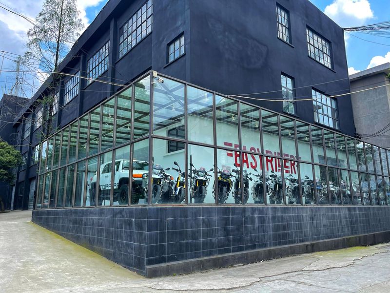 易驰摩旅  （成都服务点）