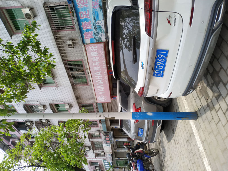 雅马哈摩托车