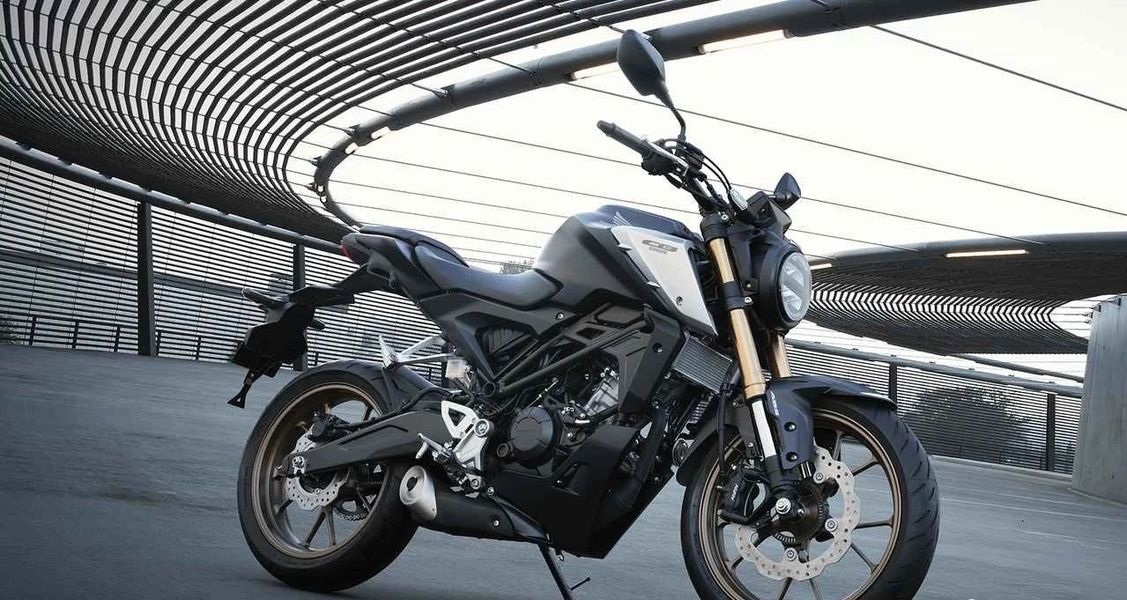 排量虽小性能超国内的暴锋眼 本田在印尼发布小街车cb150r