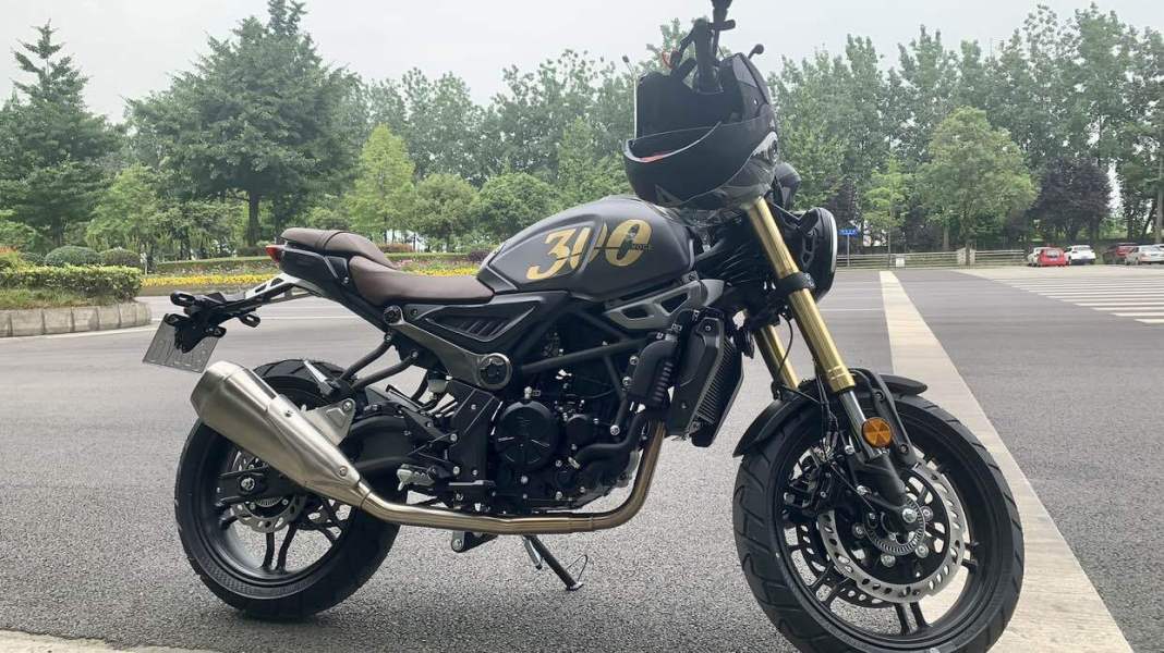 2021款无极300ac提车使用记录-持续更新