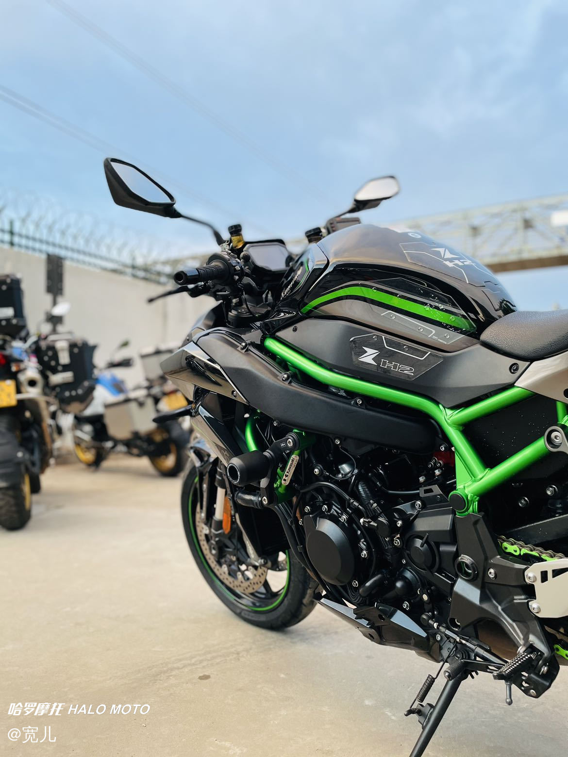 二手摩托车川崎 z h2