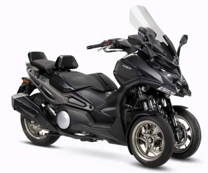 除了电动摩托外,光阳还将带来一款倒三轮摩托车,倒三轮摩托车虽然有着