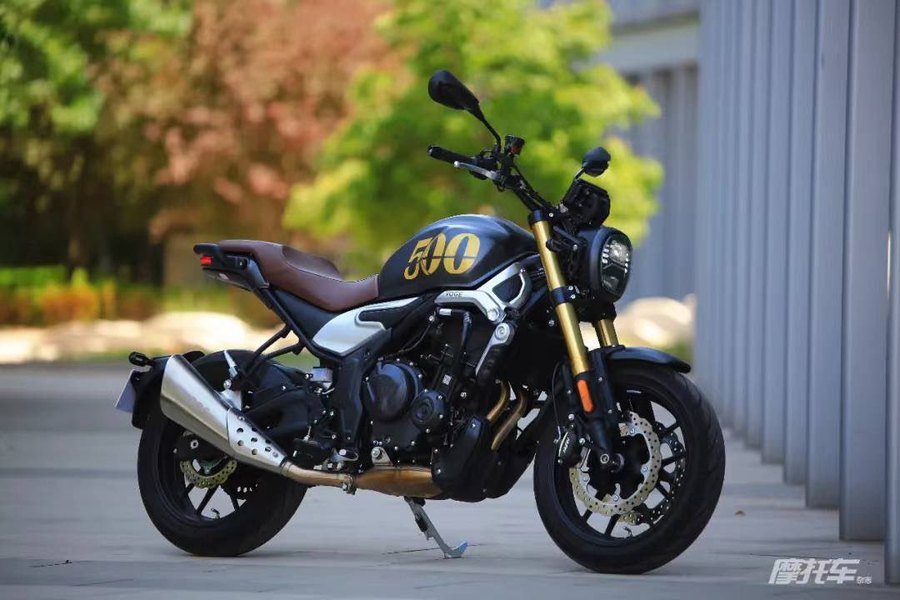 车评有格调的好好先生试驾无极500ac