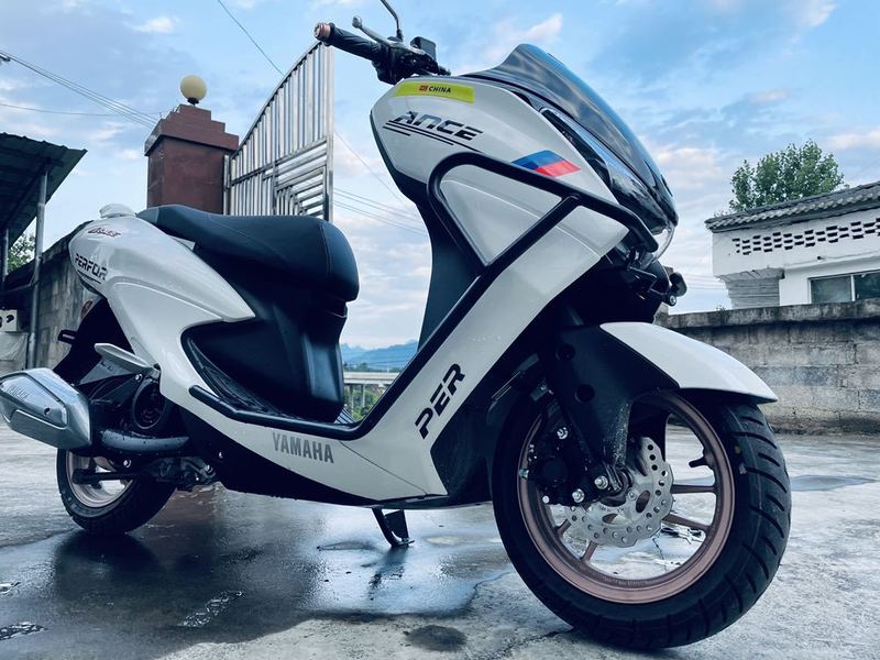 雅马哈巡鹰125 当您觉得它丑的时候,你就已经喜欢上它